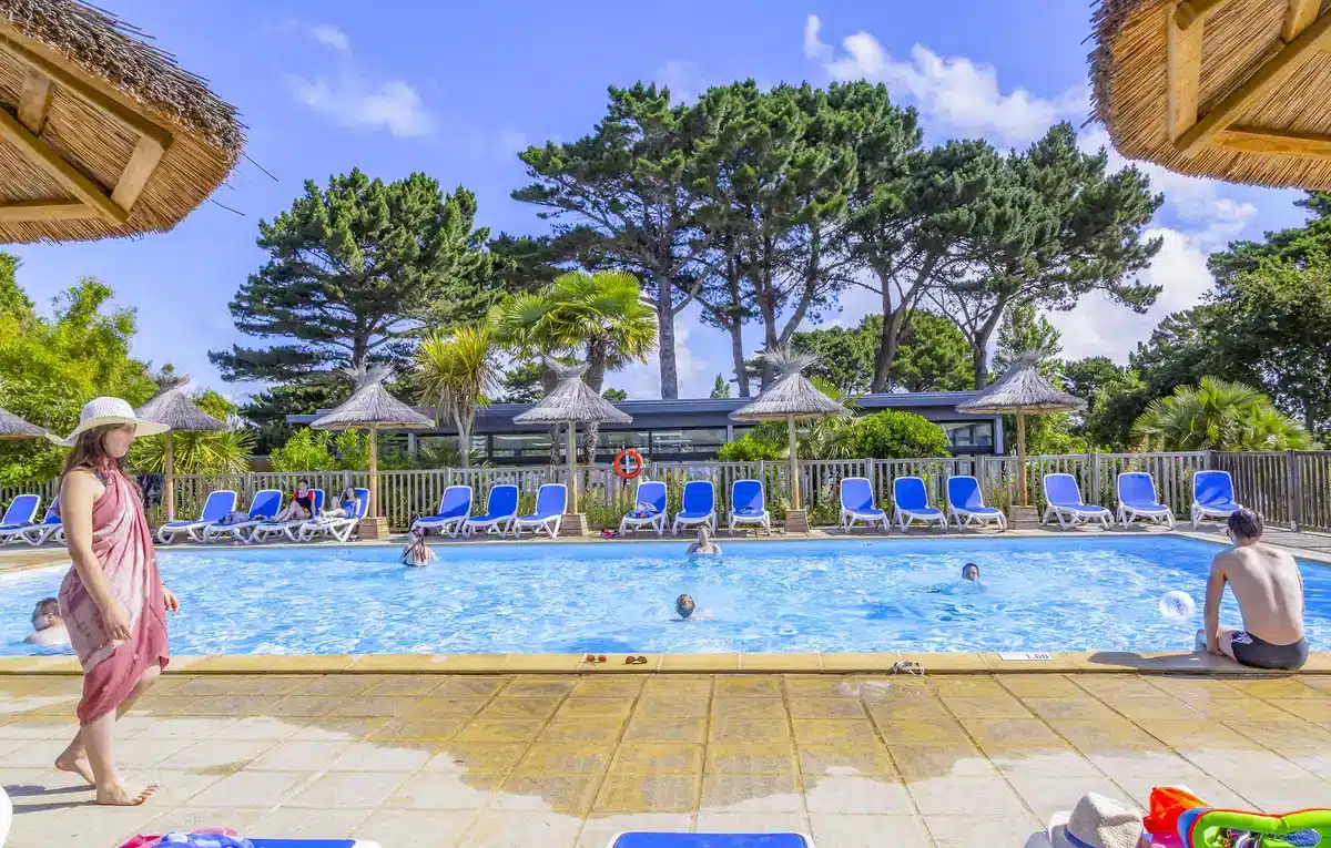 camping avec piscine a paimpol
