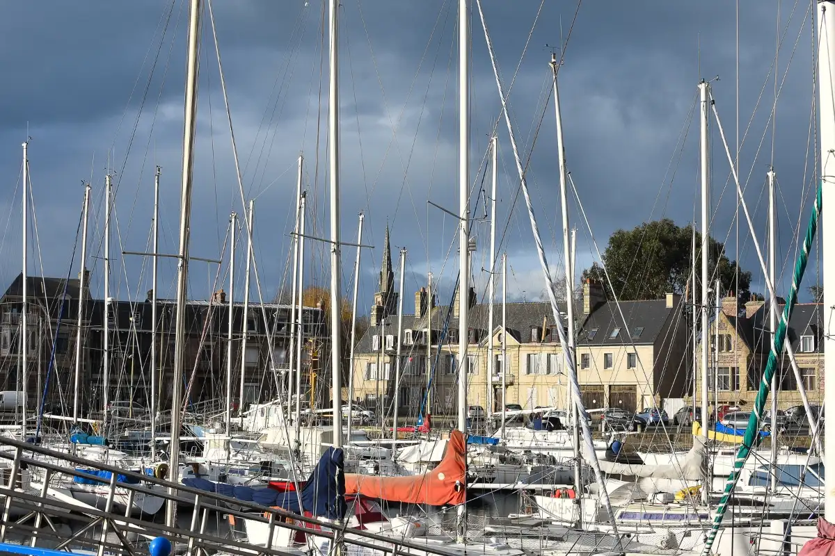 port tourisme camping paimpol